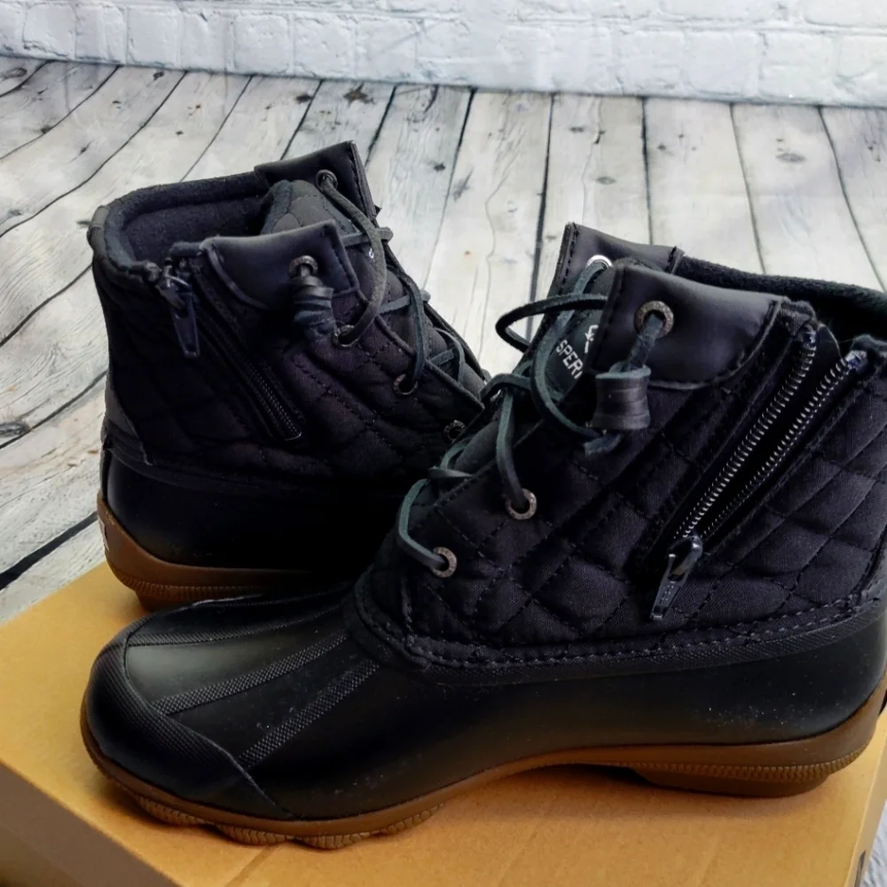 NIB Sperry Size 9.5M Syren Gulf Duck Boots